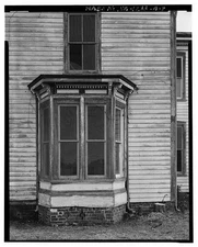 8. Detail west elevation bay window, exterior. View looking southwest. - Fort