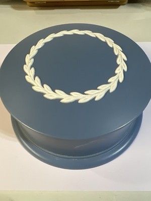 Vintage ESCO Powder Box Blue White Vanity Trinket Jewelry Box Made in USA