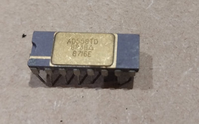 Analog Devices AD558D 8-Bit Digital-Analog Wandler P-kompatibel