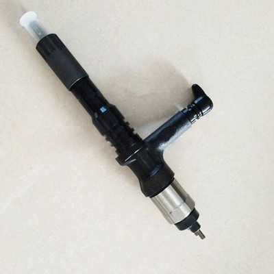 095000-6070 Fuel Injector For Denso 6251-11-3100   6D125 PC400-8 PC450-8 *lh
