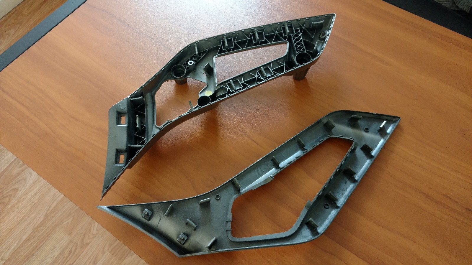 LAMBORGHINI AVENTADOR INTERIOR DOOR HANDLE RECESS RH OEM 470867158A 470867172A 