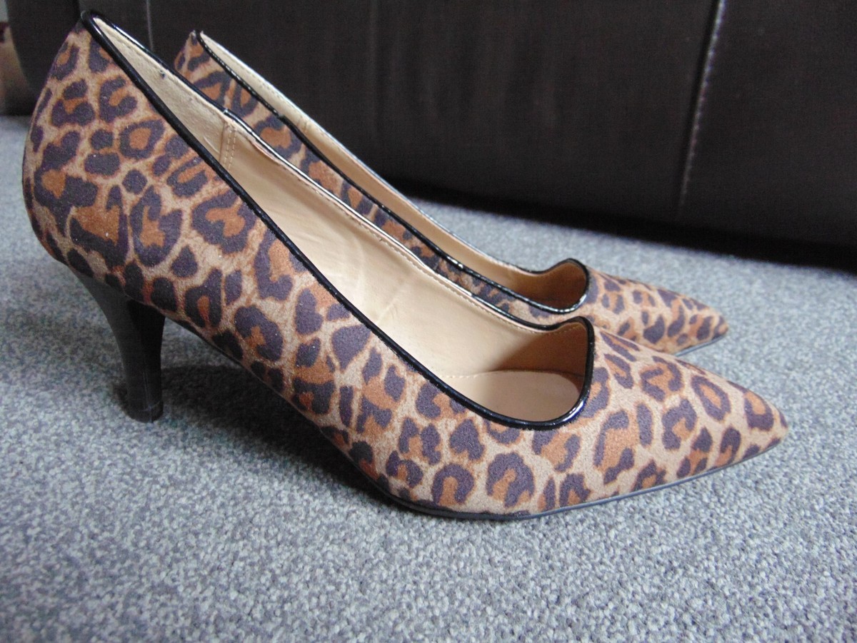 Ladies Next Mid Heel Leopard Animal Print Court Shoes Size UK