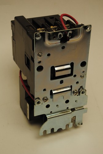 Used Square D 8536SBO2S Size 0 Starter 3-Pole 600V-Max 120V-Coil With Overload - Picture 7 of 7