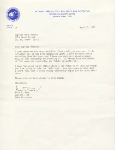 ALAN L BEAN Typed Letter Signed Autographed Apollo 12 NASA Astronaut  April 1971