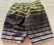 Under Armour Boys Ocean Foam Gradient Swim Trunks Youth Small UPF 50 NWT