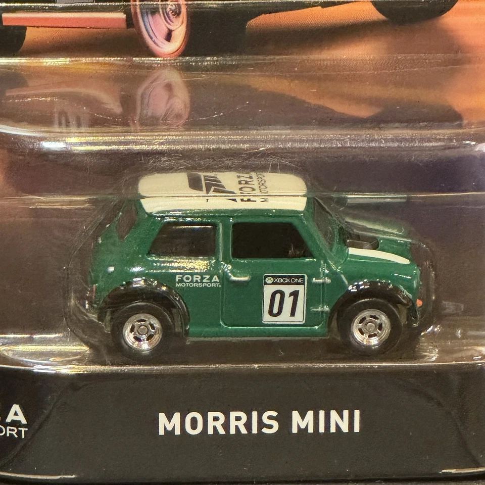 Hot Wheels 2018 Retro Entertainment Forza Motorsport Morris Mini Foto 2 de 4