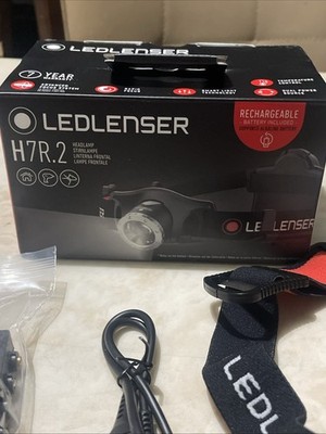 Wiederaufladbare LED-Stirnlampe - 300 Lumen und 160 m Leuchtweite, rotes Rücklicht