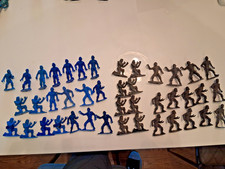 Lot of 42 Vintage MPC US Civil War Soldiers Blue /GREY Army Men Figures 179/15