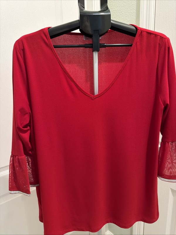 89th and madison top Size XL 3/4 Sleeve Deep Red
