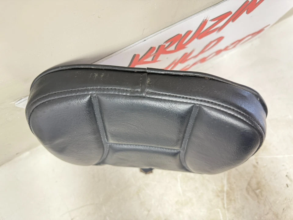 Almohadilla de respaldo Honda Goldwing GL1800 Utopia 2002 con bolsa y soporte MTG Foto 3 de 4