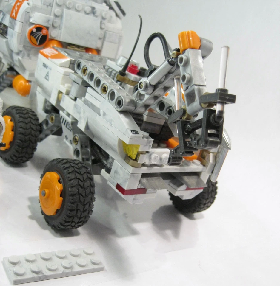 Mega Construx Brands Pro Builders Space Rover Expedition Set Loose - Image 4 of 4