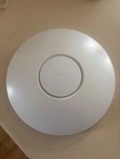 Ubiquiti UniFi AP 2.4GHz Wireless Access Point UAP PoE Indoor with Wall Mount