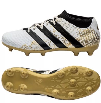 pele soccer shoes