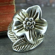 Vintage Style 925 Sterling Silver Flower  Leaf Ring