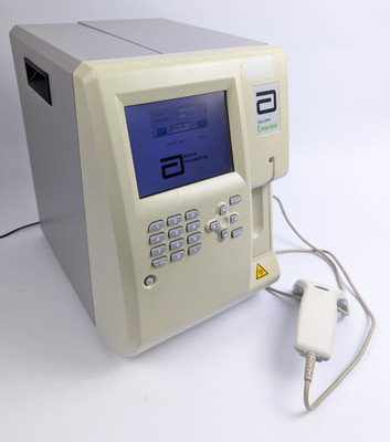 Abbott Cell-Dyn Emerald Hematology Analyzer 09H39-01