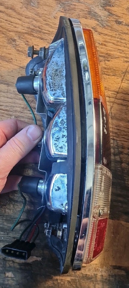 Classic Mk4 Mini Saloon o/s & n/s mini rear lamp assembly 1972-79 Used ...