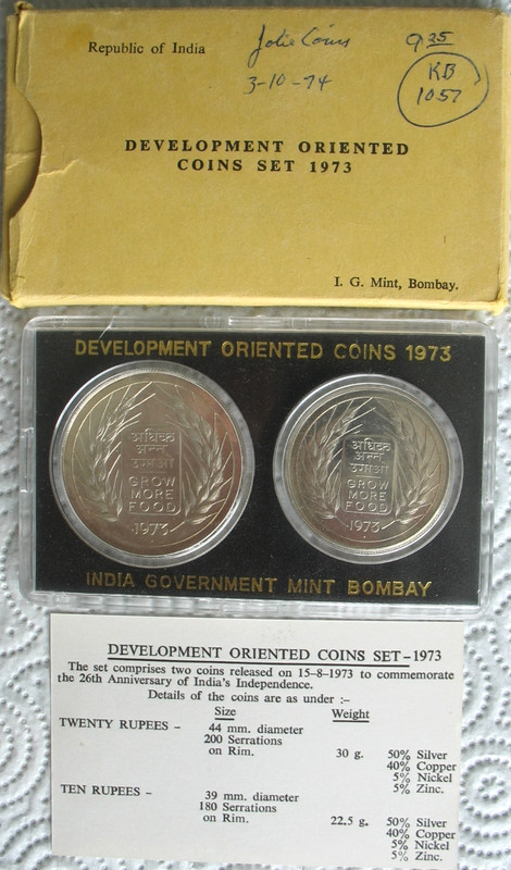 1973 Republic of India Development Oriented Silver 2 Coin Set