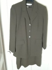 Jones of New York Essentials 2 pc. Woman's Green Dress Suit Sz. 12