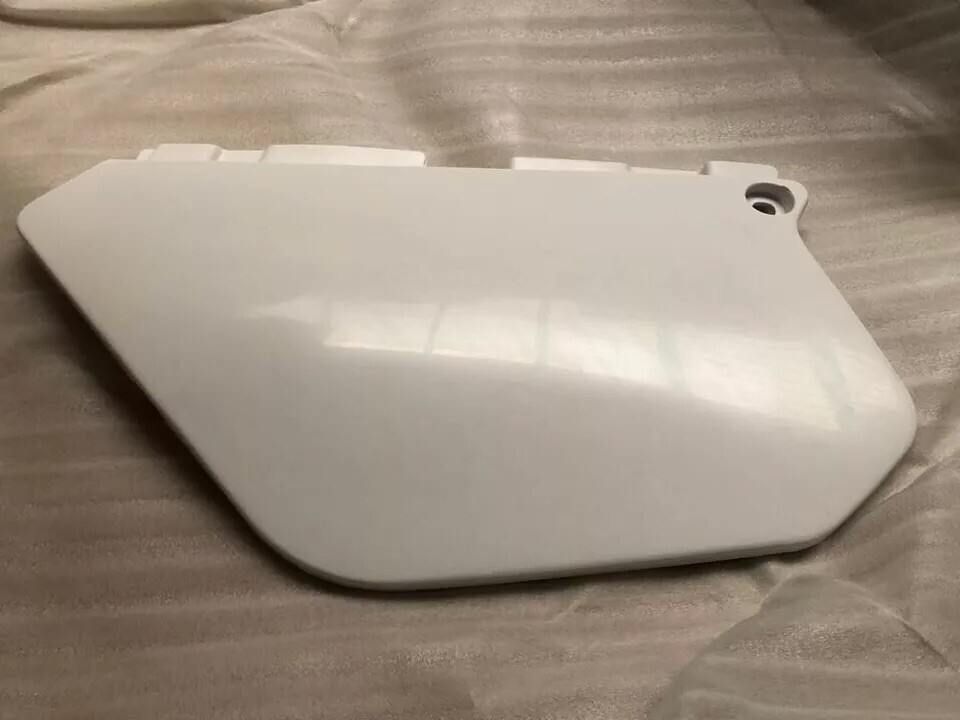 YAMAHA DT200R DT125R 89-94 3BN-21711-40 Plastic Side Cover L.H