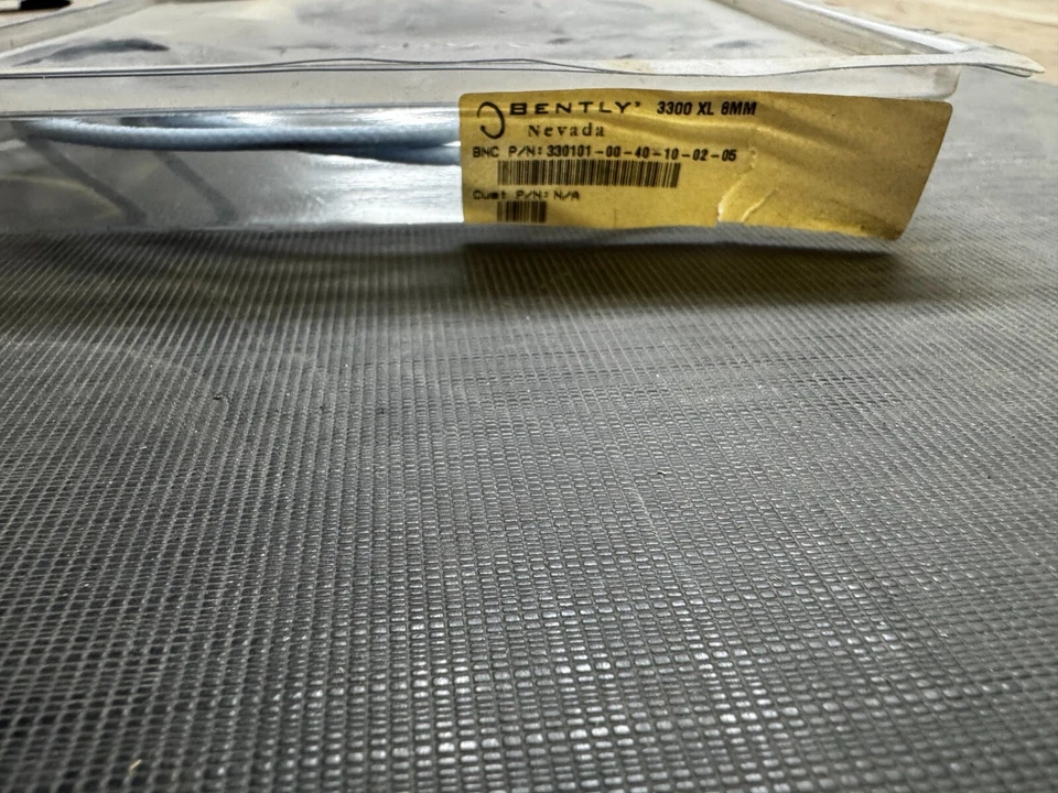 Bently Nevada 3300XL 8mm probe P/N 330101-00-40-10-02-05 - Image 2 of 3