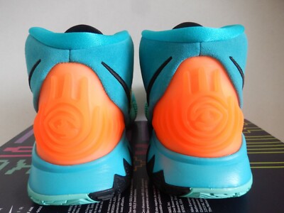 NIKE KYRIE 6 