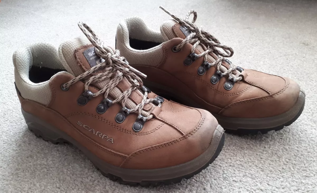 Scarpa cyrus shop ladies walking shoes