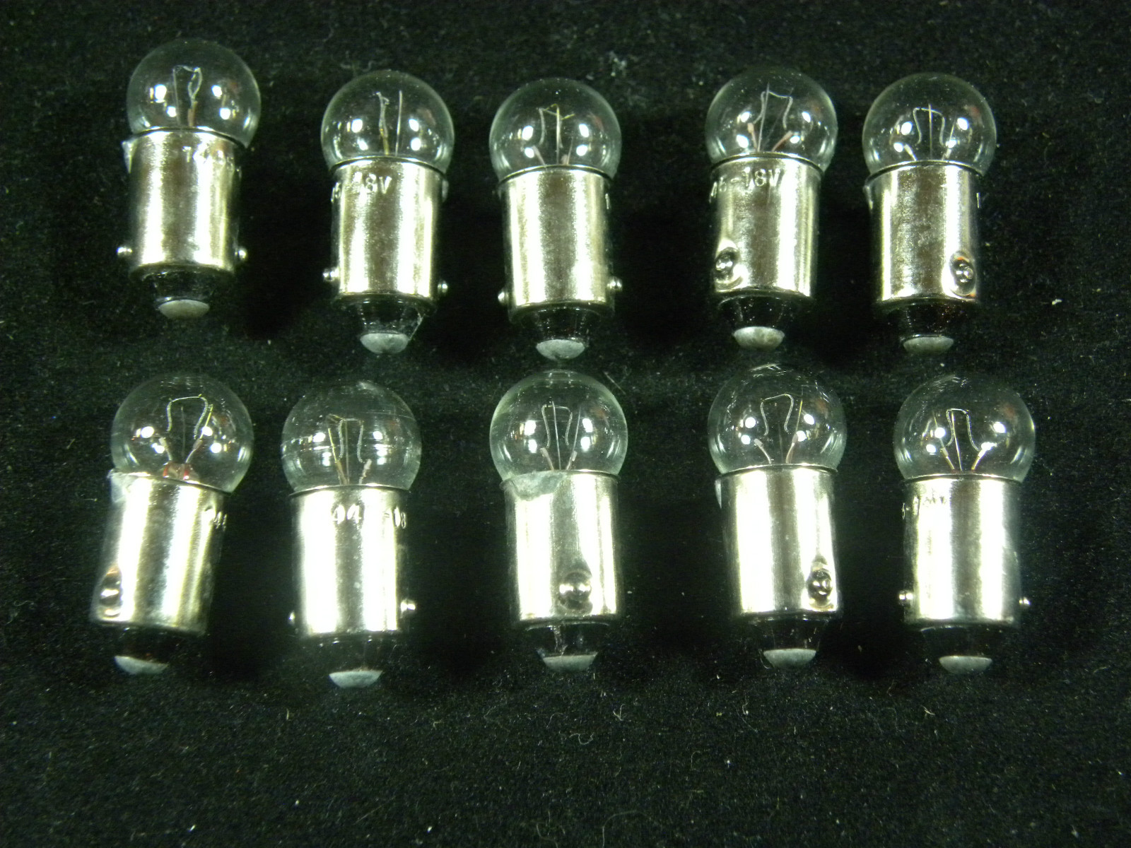 Lionel Trains Light Bulbs 1445 Base 18 Volt Clear eBay