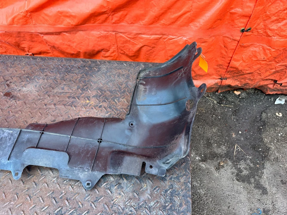 92-00 MOTOR HONDA CIVIC PLÁSTICO CENTRO PROTECCIÓN CONTRA SALPICADURAS FORRO MOLDURA FABRICANTE DE EQUIPOS ORIGINALES #288 Foto 3 de 4