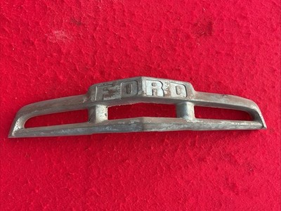 1951 1952 1951-1952 FORD Truck Hood Emblem Ornament Grill FoMoCo