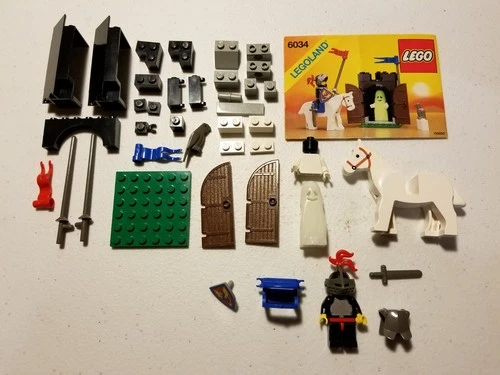 LEGO Castle: Black Monarch's Ghost (6034) 100% complete with instructions