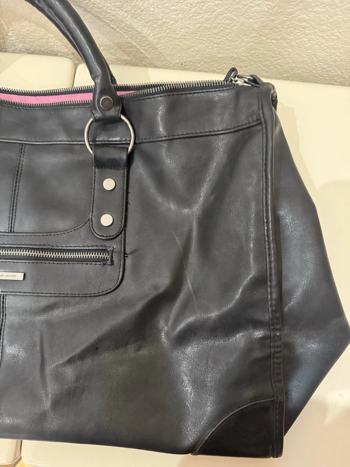 Bolsa de viagem vintage Victoria Secret de couro preta Weekender 19x7x12,5” - Imagem 3 de 4