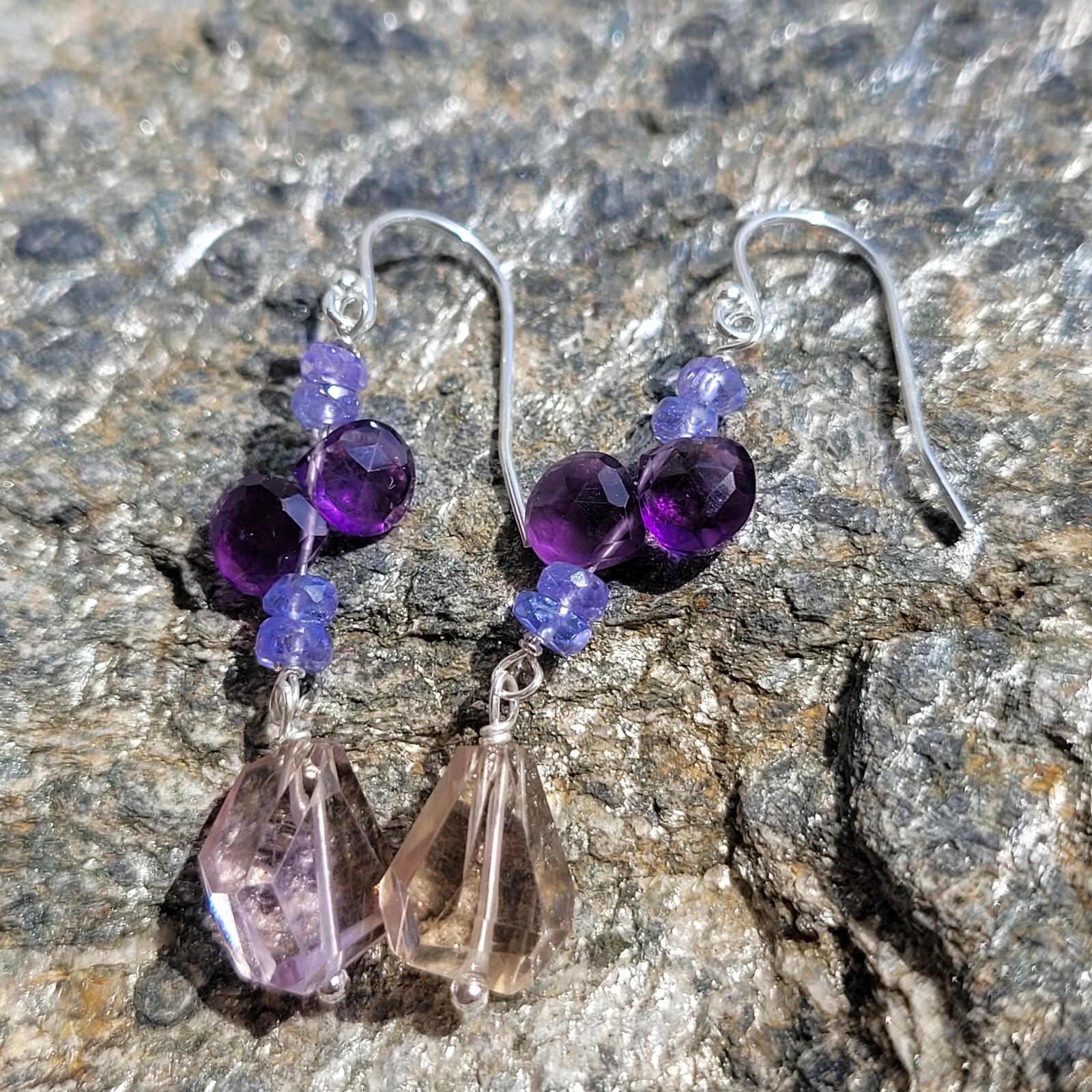 Boucles d'oreilles améthyste et tanzanite violette pour femme élégante