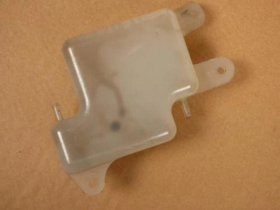 Vase d expansion origine pour scooter Suzuki 125 Burgman 2002-2006 VTTBP1111 - Photo 3/3