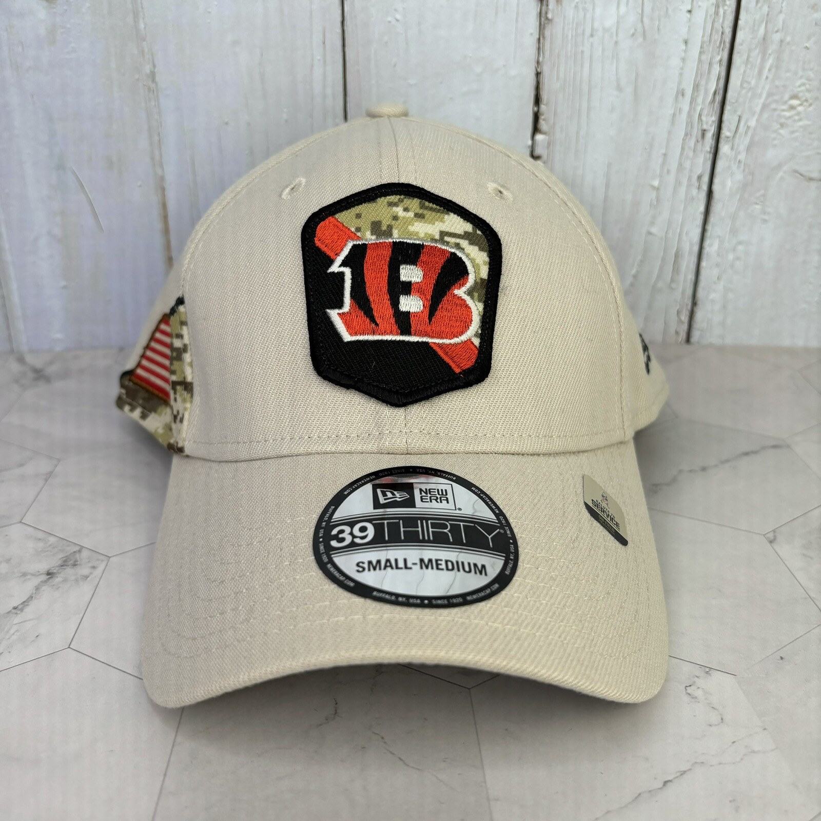 Cincinnati Bengals 2023 Salute To Service New Era 39THIRTY Size S-M Hat Cap NFL