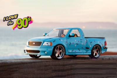 ミニカー I LOVE THE 1990&#39;s 1999 FORD F-150 SVT New I Love The 90's 1999 Ford F150 SVT 1:24 Scale Action