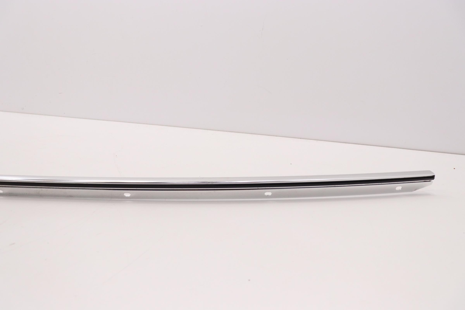 2014-2024 MASERATI QUATTROPORTE RIGHT PASSENGER SIDE ROOF DRIP MOLDING PANEL OEM