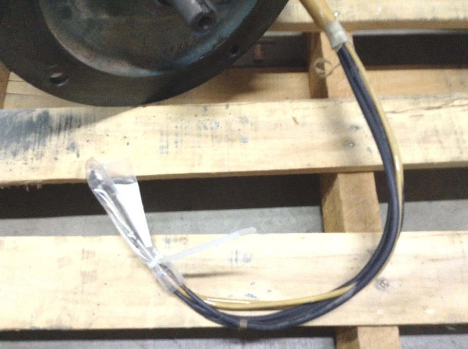 Limitorque 3YF281894A2 阀执行器电机 10.3HP 3380RPM 550V 3PH 12.6A — 第 4/4 张图片