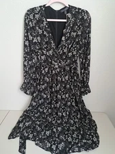 Grade & Gather Maxi Dress Size Medium Floral Print Long Sleeve Black