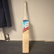 New Balance TC Pro Issue Cricket Bat. English Willow. Long Handle. Short Blade.