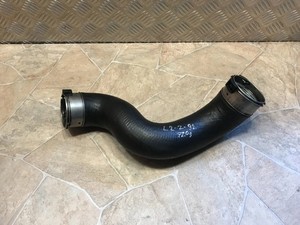 MERCEDES-BENZ C W204 Ladeluftkühlerschlauch A2045282982 2.10 Diesel 18074180