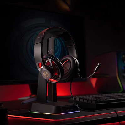 Edifier G35 Wind Blade wired 7.1 headset for gaming on desktop computers.
