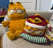 Garfield plush cat Christmas Santa Hat Pillow 1978-1981 vintage Dakin New Rare