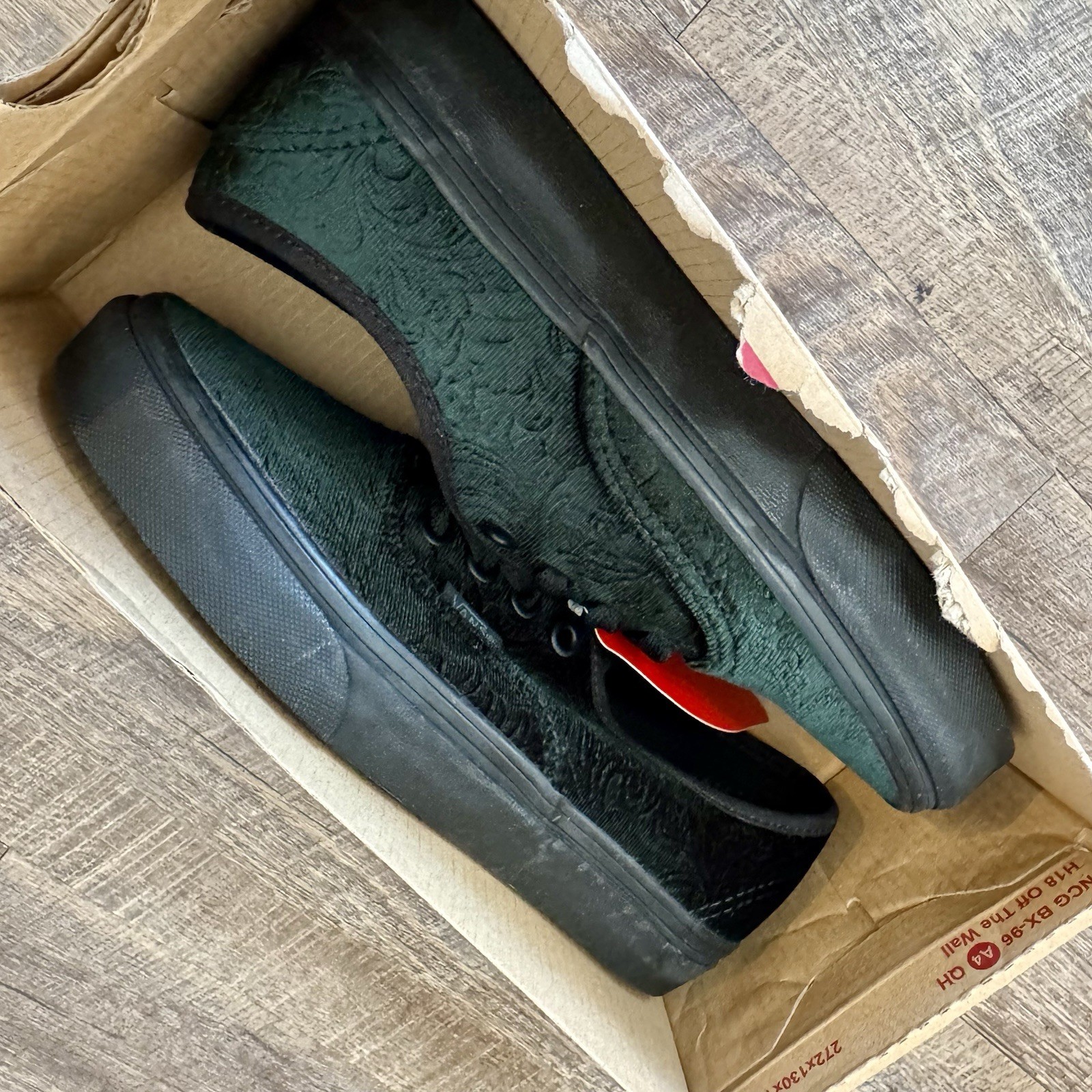Vans Authentic Jungle Green Velvet Black Women's Sz 5 Mens Sz 3.5 VN0A5KRD8E8 thumbnail 8