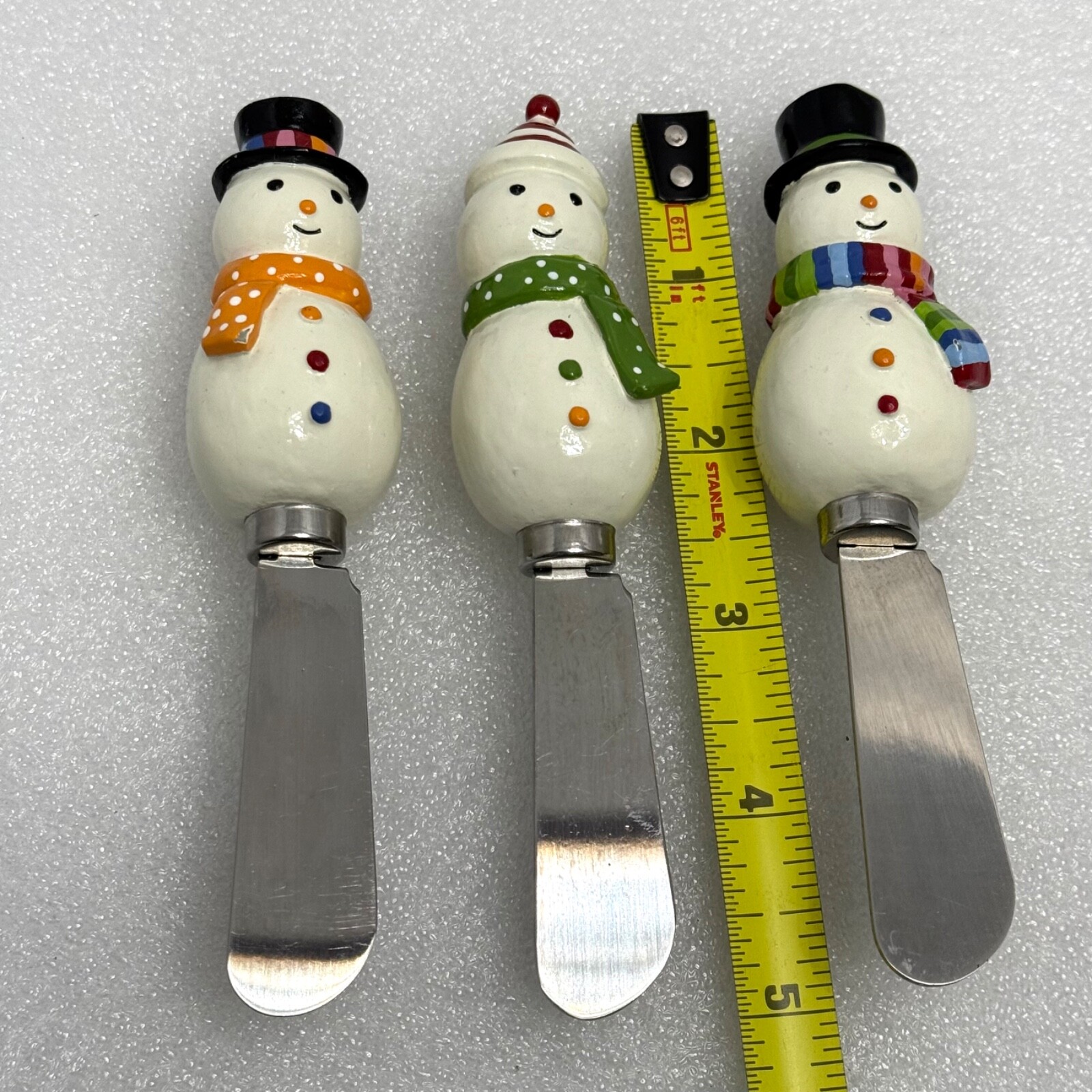 Christmas Winter Spreader Knives for Butter Cheese Jelly Snowmen Theme set of 3