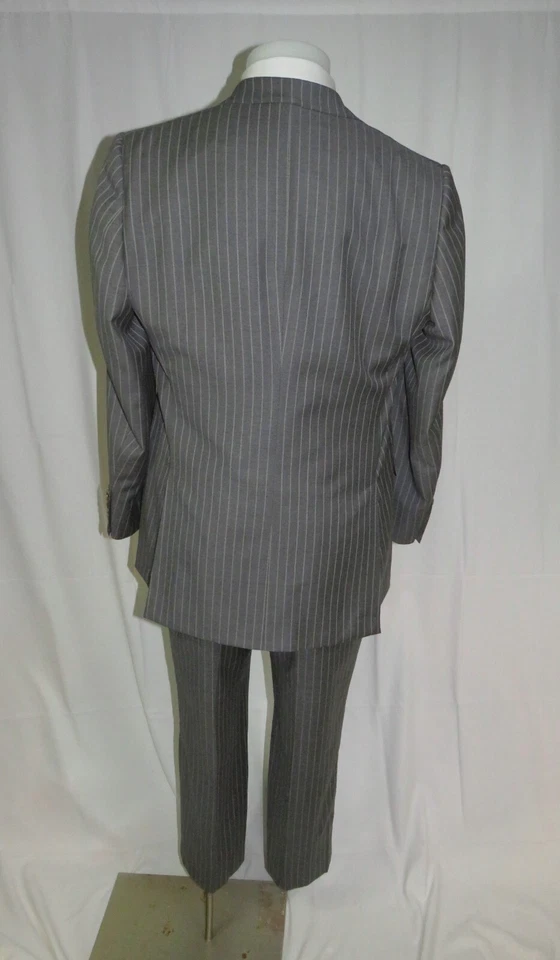 Tom Ford Basic Base B Gray Striped Flat Front Three Roll Two Suit 46R - Image 2 of 4