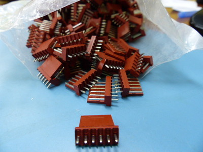 METHODE ELECTRONICS  1100-28-106-01 Qty of 150 per Lot HDR 6POS STR .1CTR .025SQ