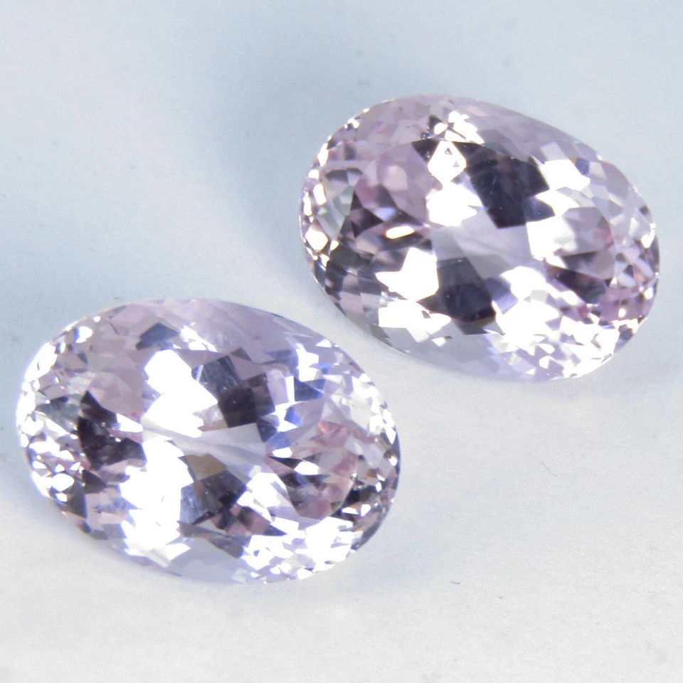 15.46Cts Amazing Natural Pink Color Kunzite 14x10mm Oval Shape Matching Pair - Image 3 of 4