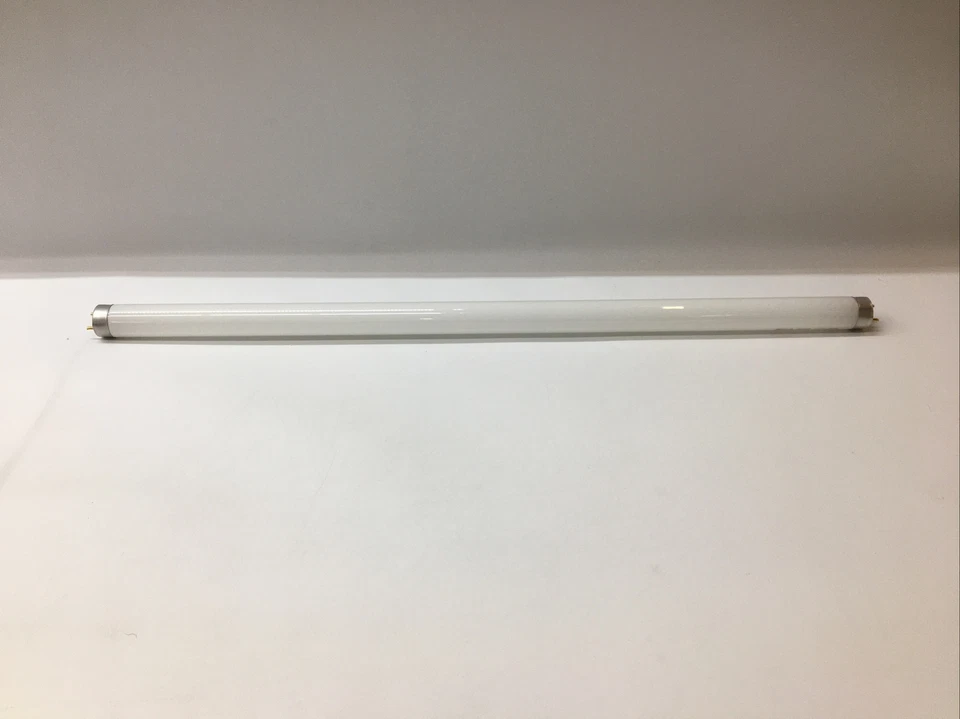 F17T8/SP841 17-Watt T8 Linear Fluorescent Light Bulb Medium Bi Pin 24” 4100K 6pk - Image 4 of 4