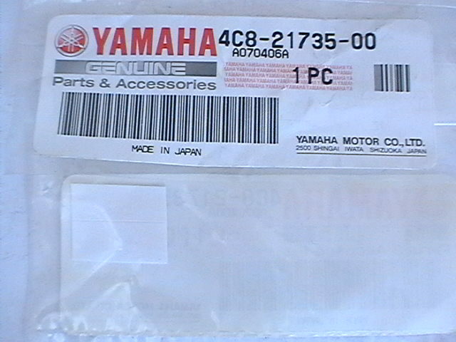 GENUINE YAMAHA FAIRING PANEL SEAL 2, 4C8-21735-00 YZF-R1 YZF R1