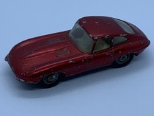 LESNEY MATCHBOX No.32 JAGUAR E TYPE